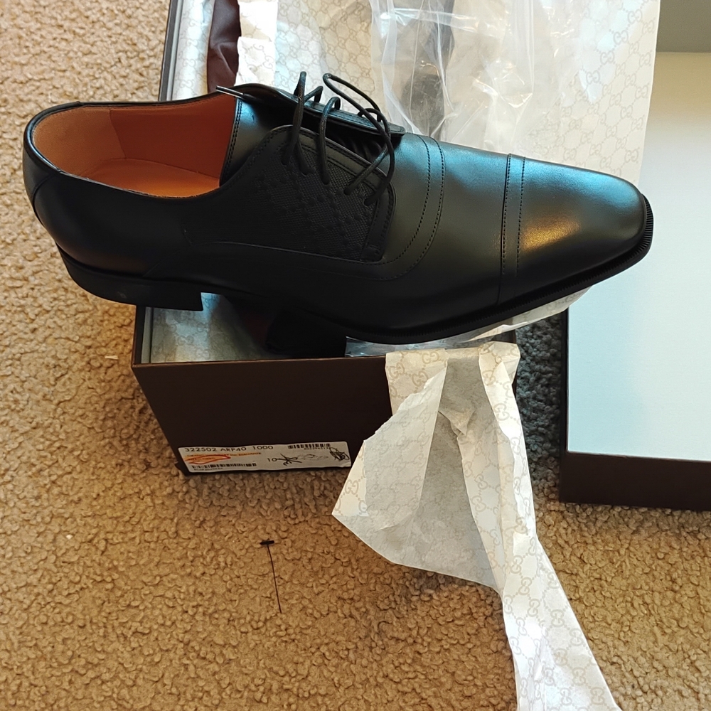 Gucci shoes